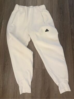White adidas zne Sweatsuit
